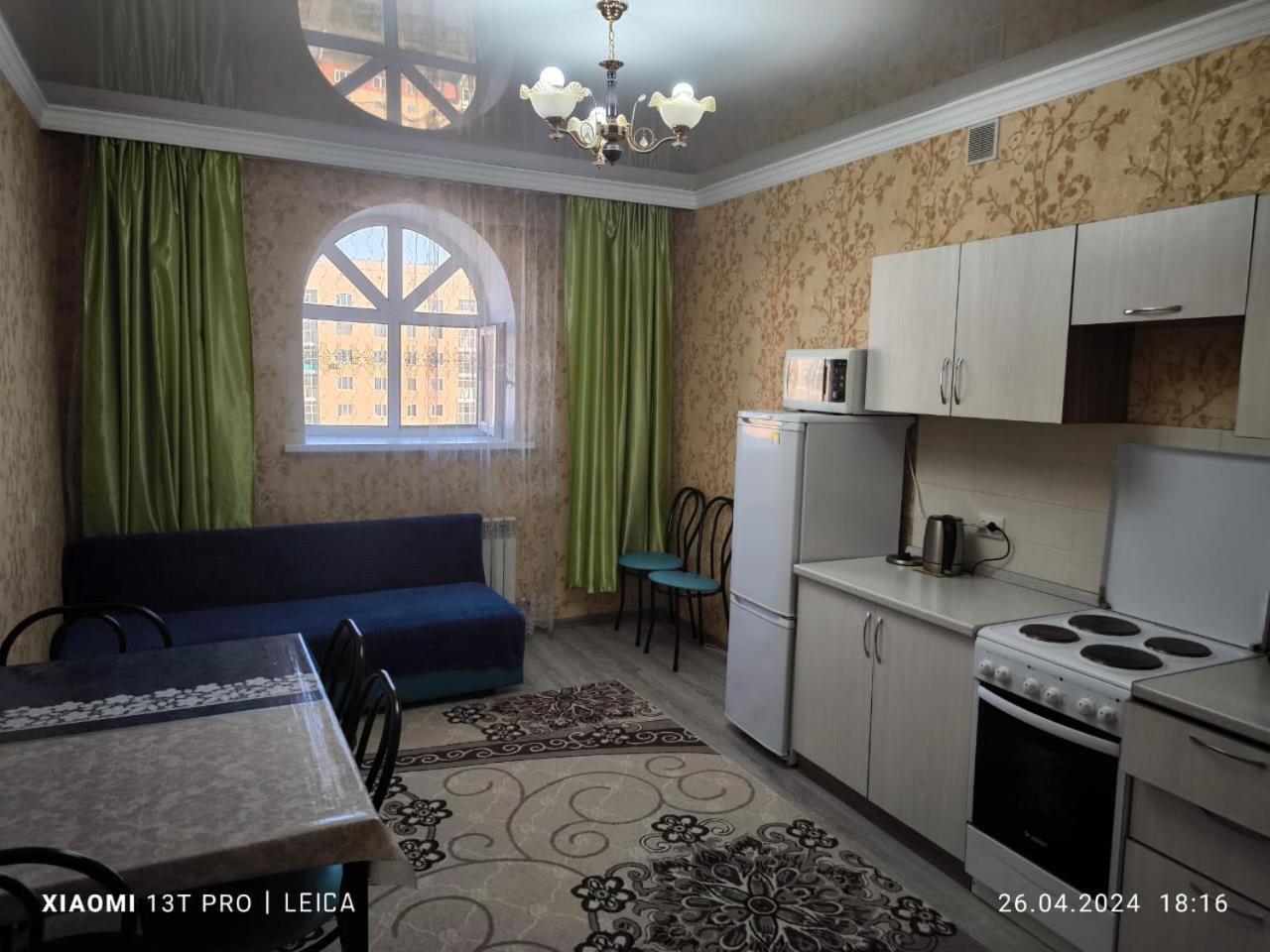 Уютная Квартира Комфорт Класса112 Astana Ngoại thất bức ảnh